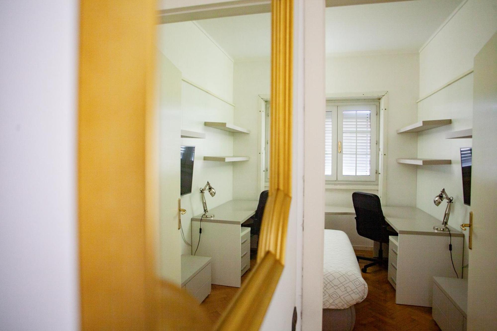 Iconic Luxury Penthouse In The Heart Of Mailand